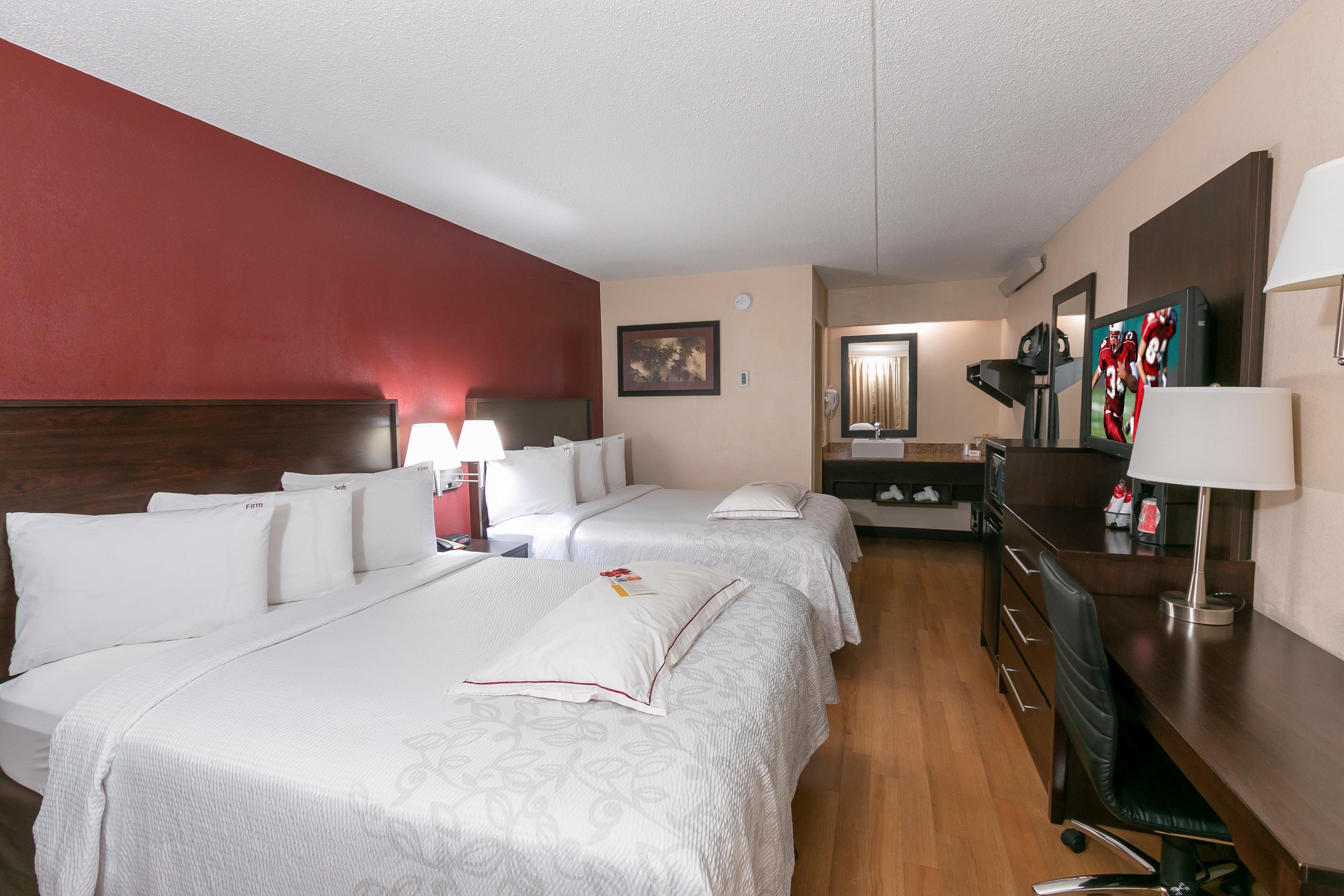 Red Roof Inn Plus+ Wilmington - Newark Christiana Екстериор снимка