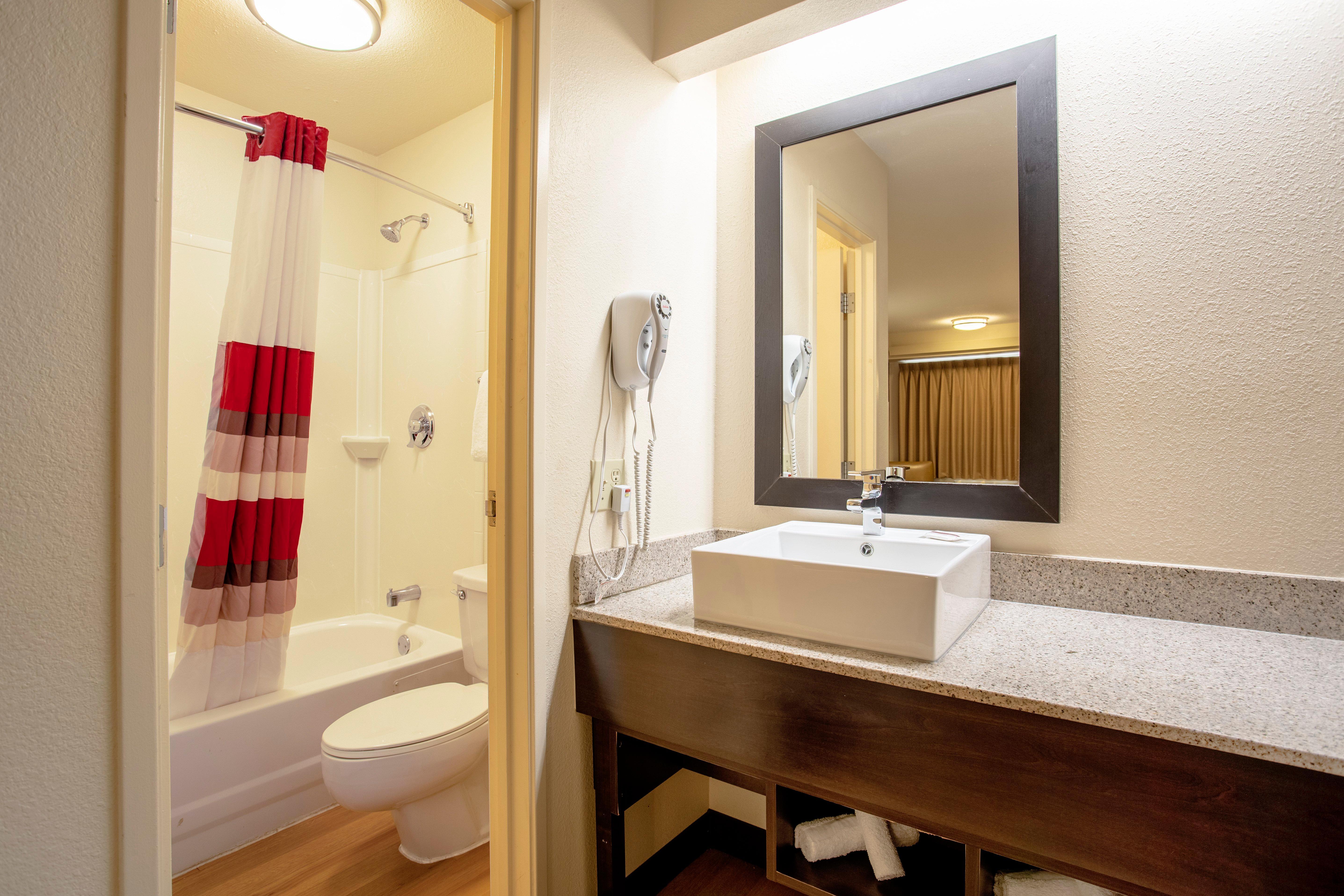 Red Roof Inn Plus+ Wilmington - Newark Christiana Екстериор снимка