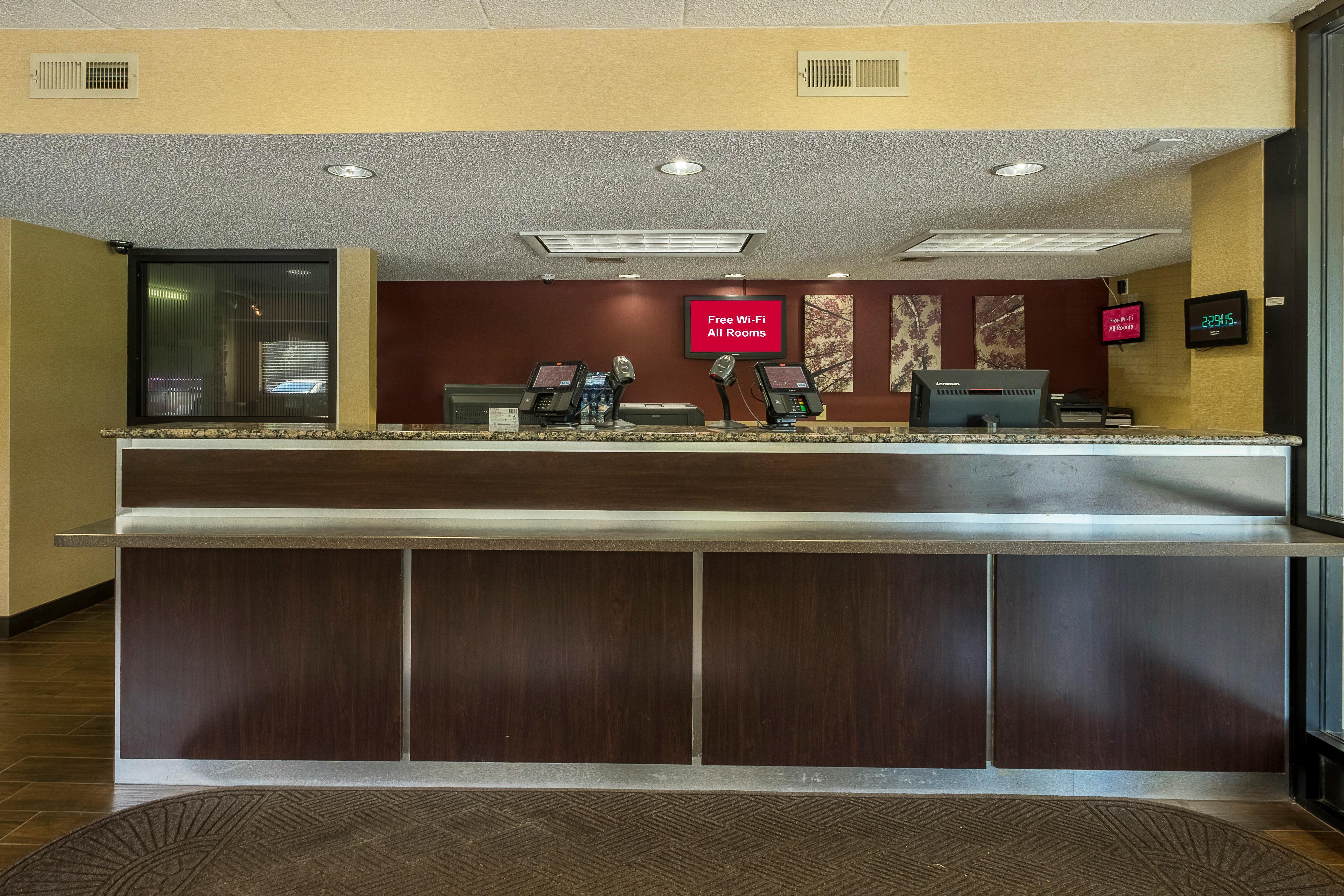 Red Roof Inn Plus+ Wilmington - Newark Christiana Екстериор снимка