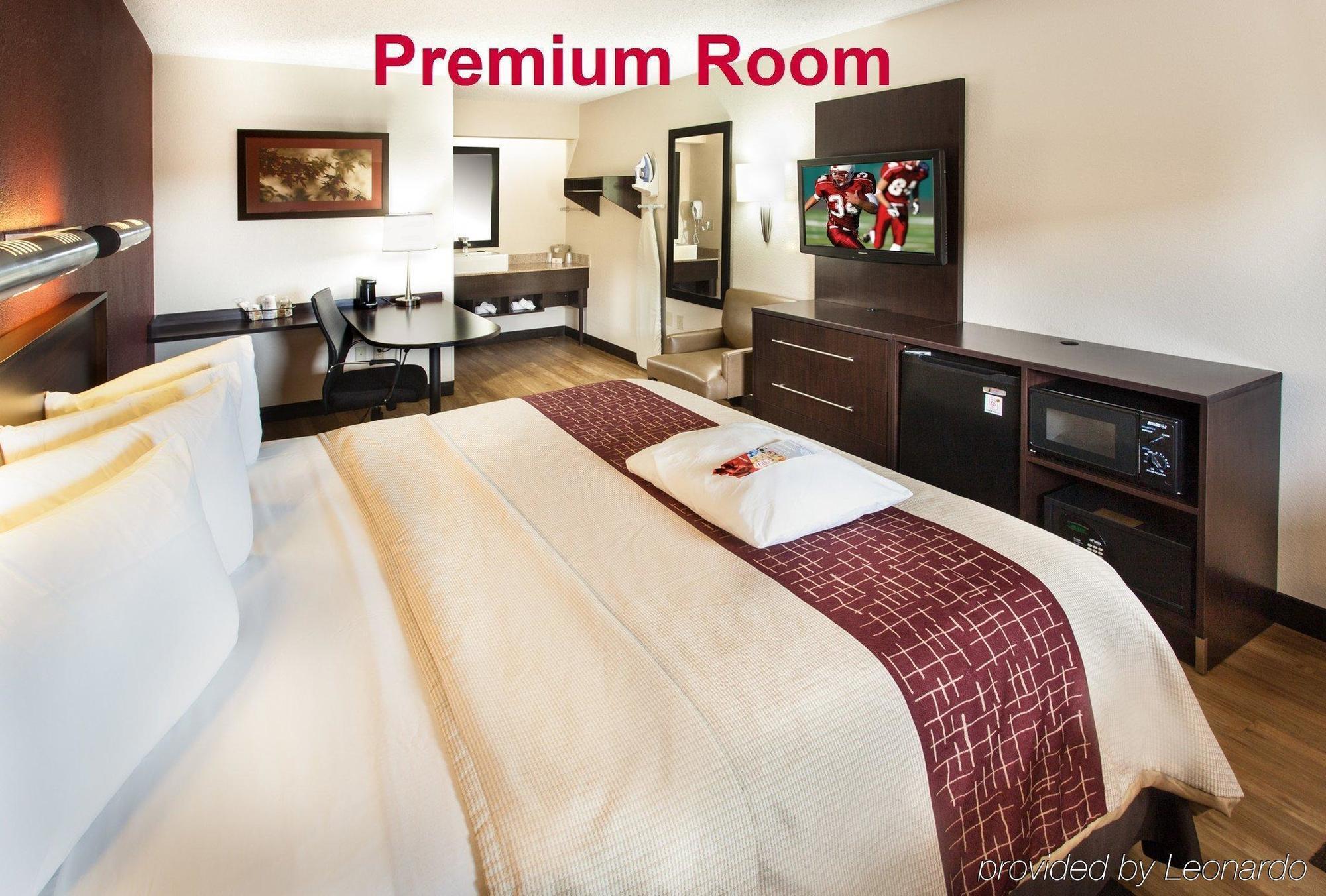 Red Roof Inn Plus+ Wilmington - Newark Christiana Екстериор снимка