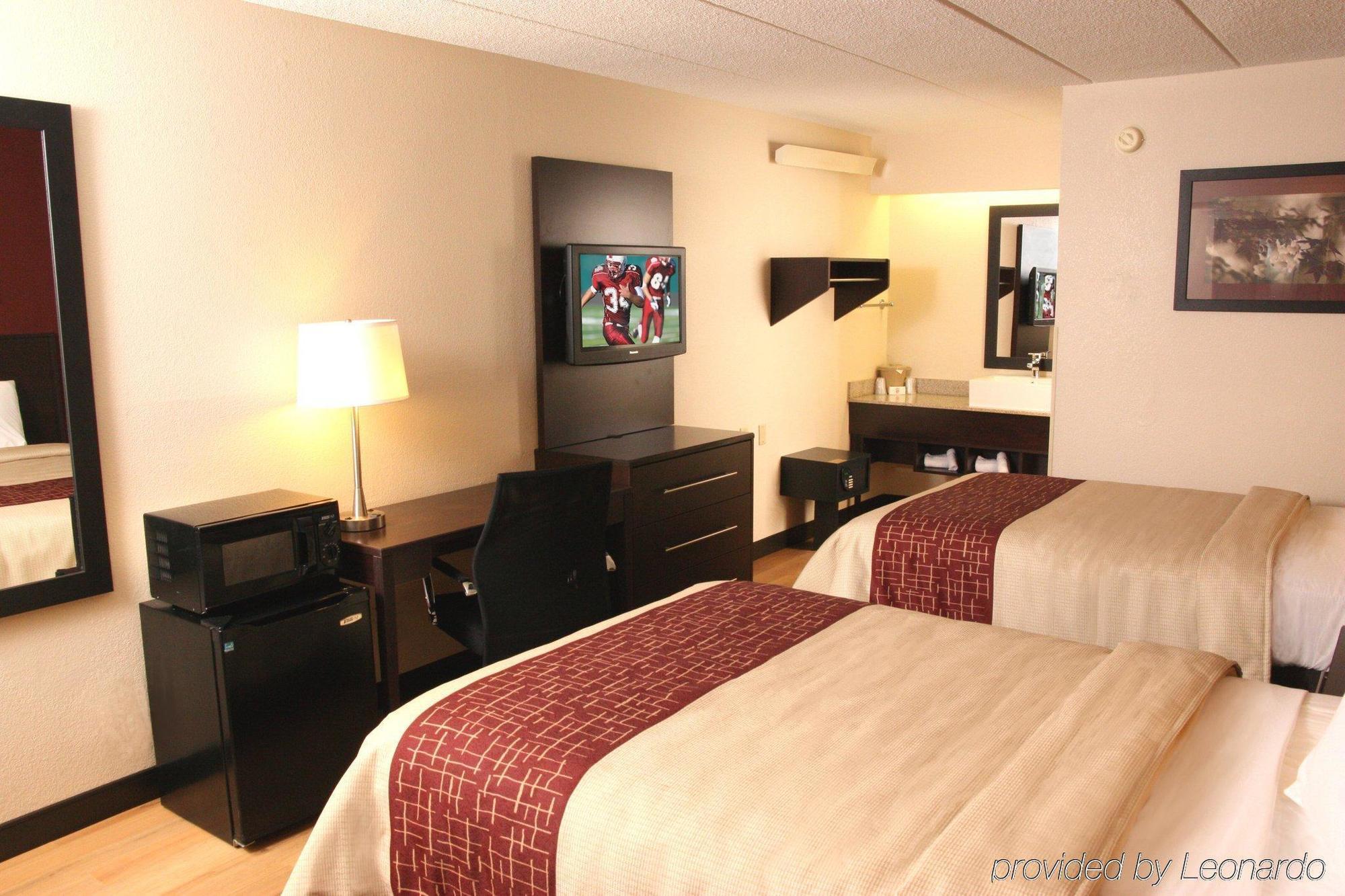 Red Roof Inn Plus+ Wilmington - Newark Christiana Стая снимка