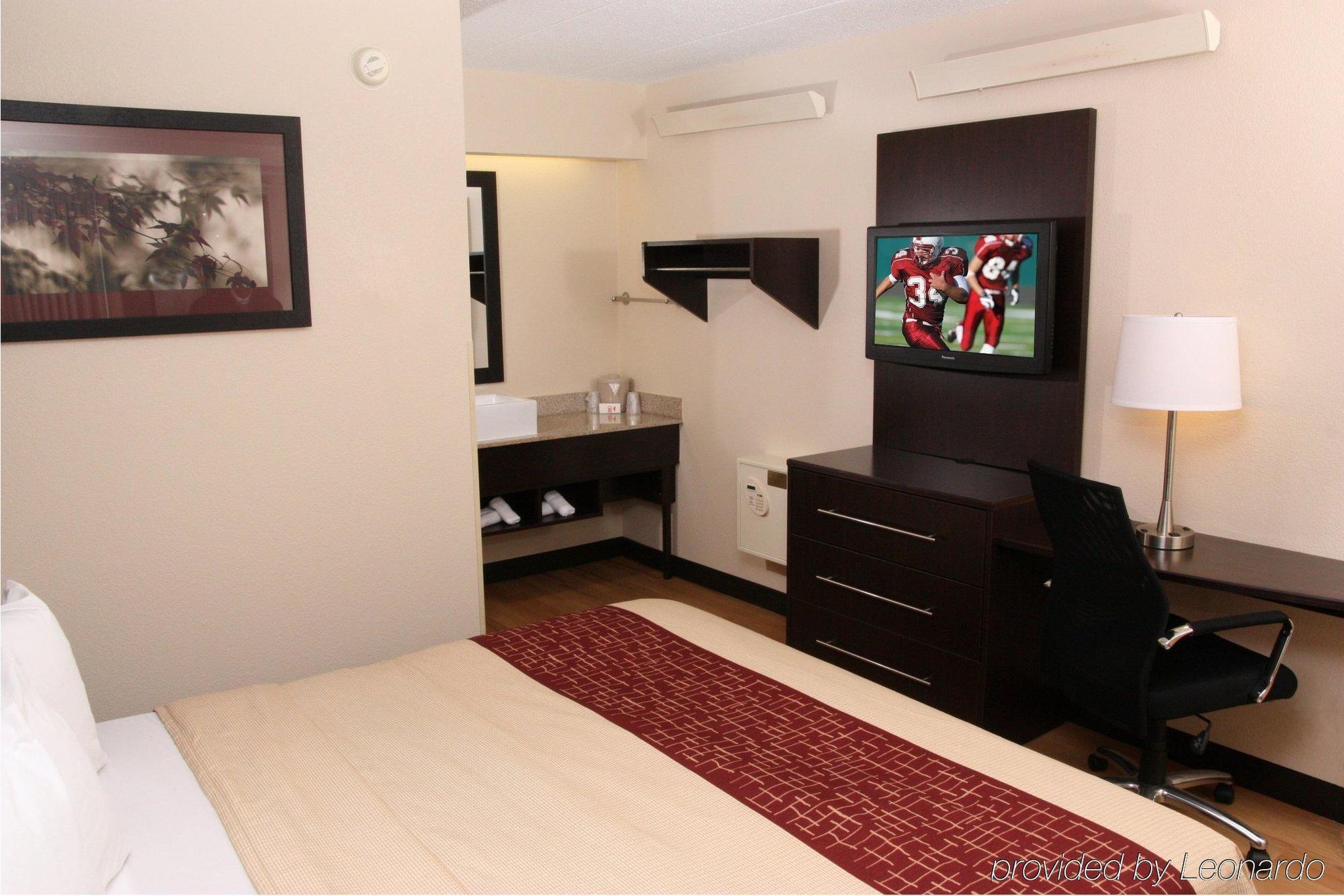 Red Roof Inn Plus+ Wilmington - Newark Christiana Екстериор снимка