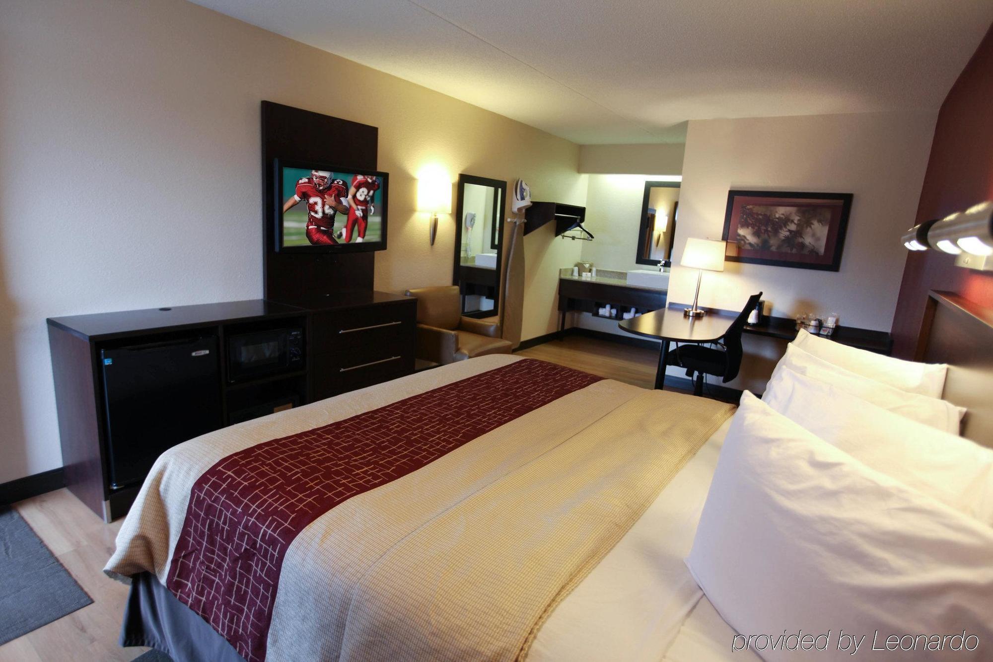 Red Roof Inn Plus+ Wilmington - Newark Christiana Екстериор снимка