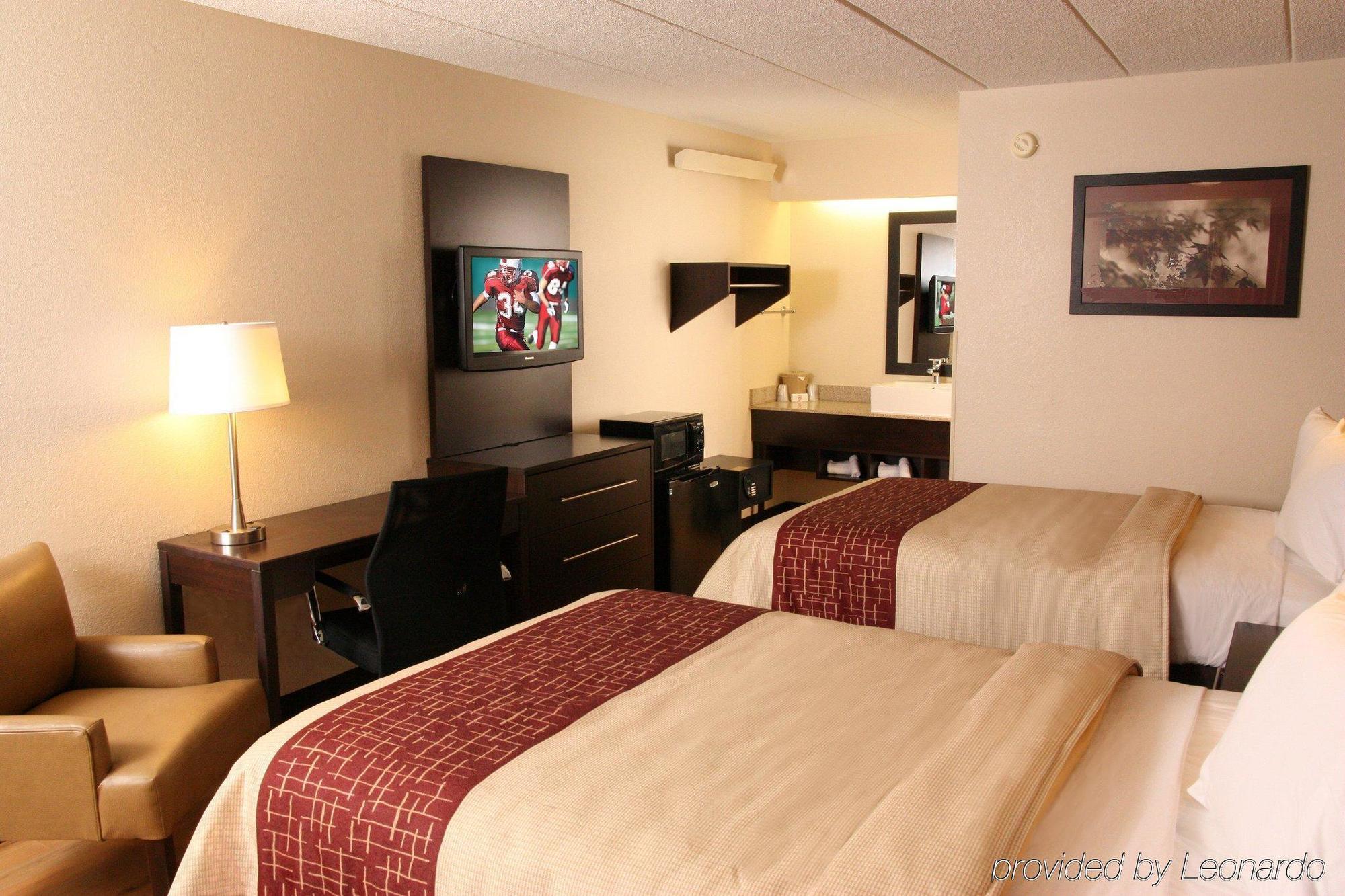 Red Roof Inn Plus+ Wilmington - Newark Christiana Екстериор снимка