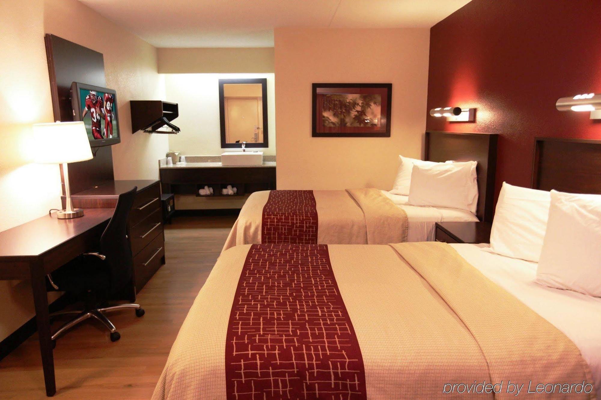 Red Roof Inn Plus+ Wilmington - Newark Christiana Екстериор снимка