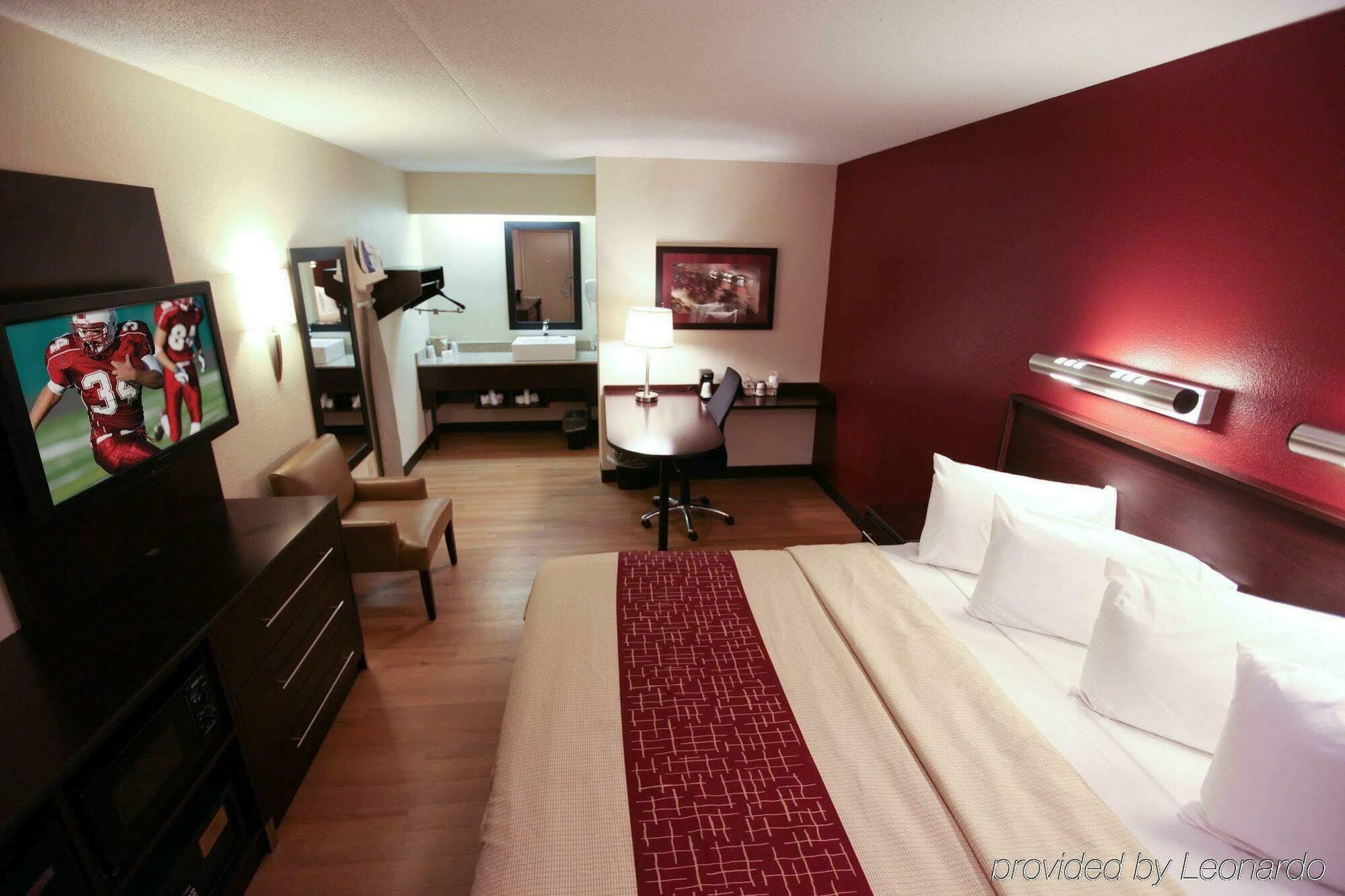 Red Roof Inn Plus+ Wilmington - Newark Christiana Екстериор снимка