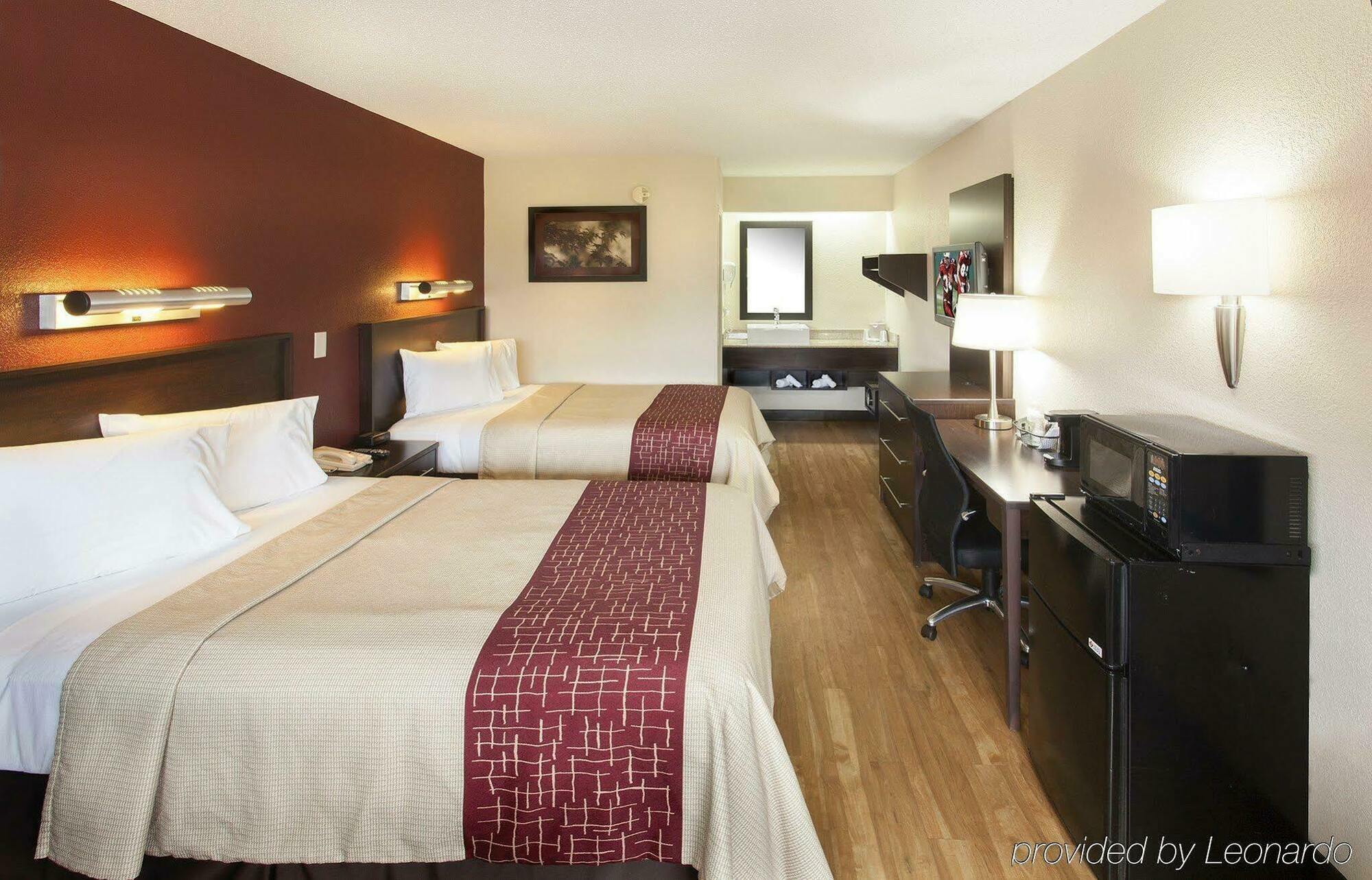 Red Roof Inn Plus+ Wilmington - Newark Christiana Екстериор снимка
