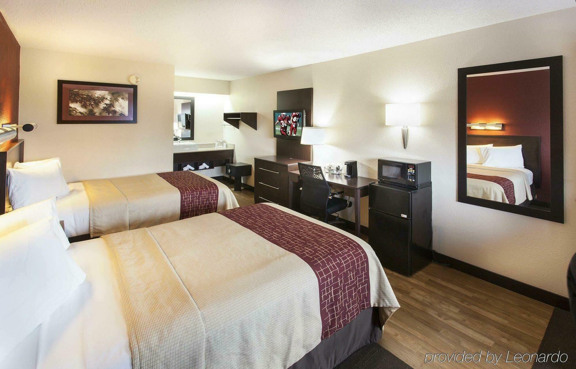 Red Roof Inn Plus+ Wilmington - Newark Christiana Екстериор снимка