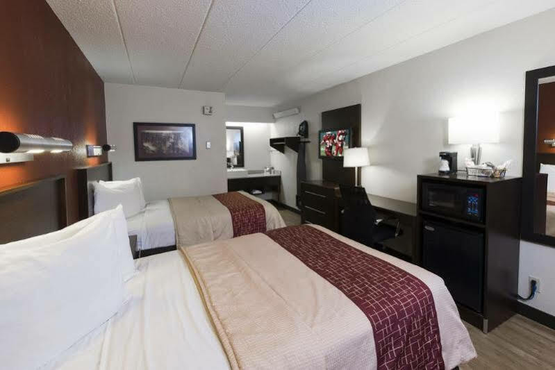 Red Roof Inn Plus+ Wilmington - Newark Christiana Екстериор снимка
